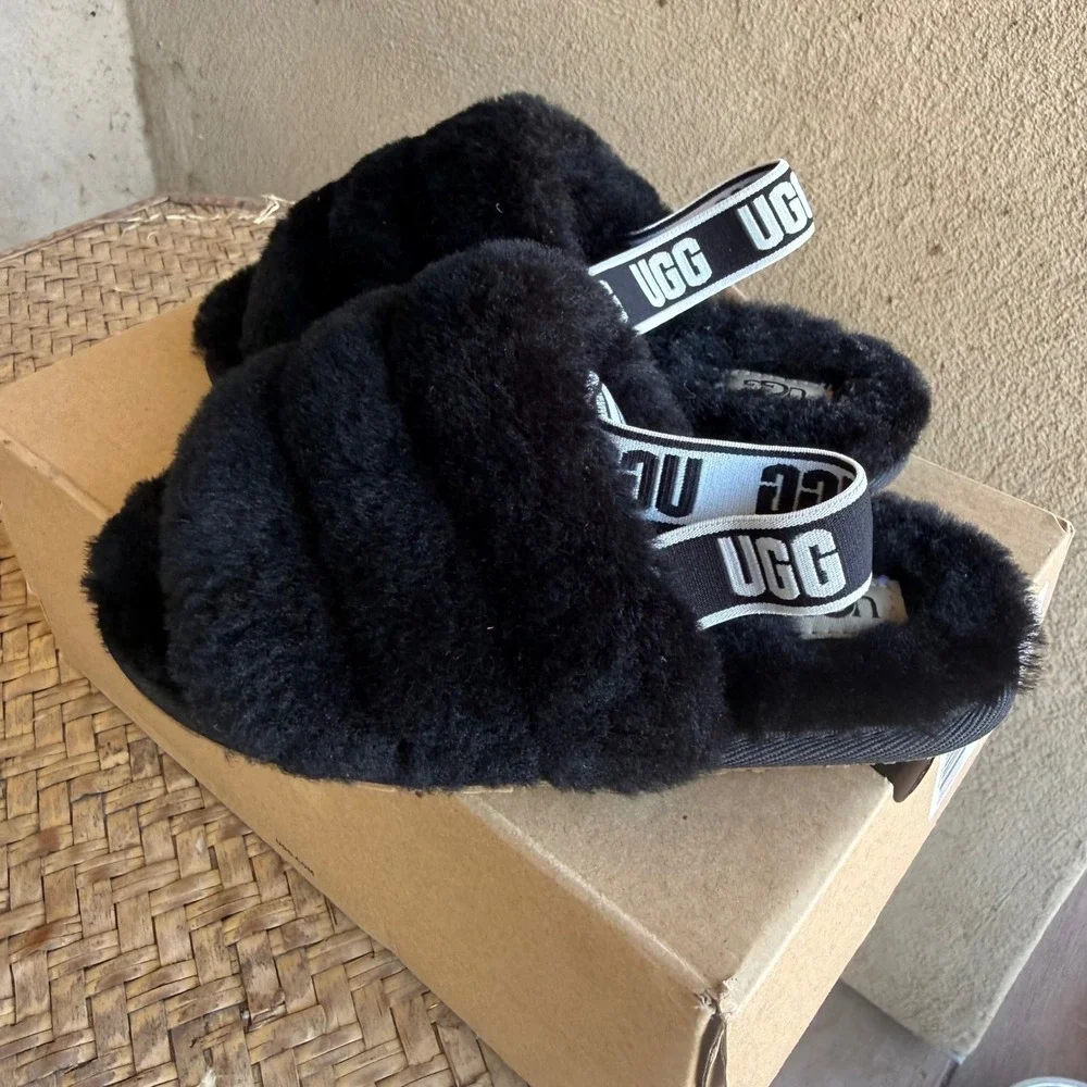 UGG T Fluff Yeah Slide Black Sheepskin Elastic Strap Kids Toddler 12 1098579T